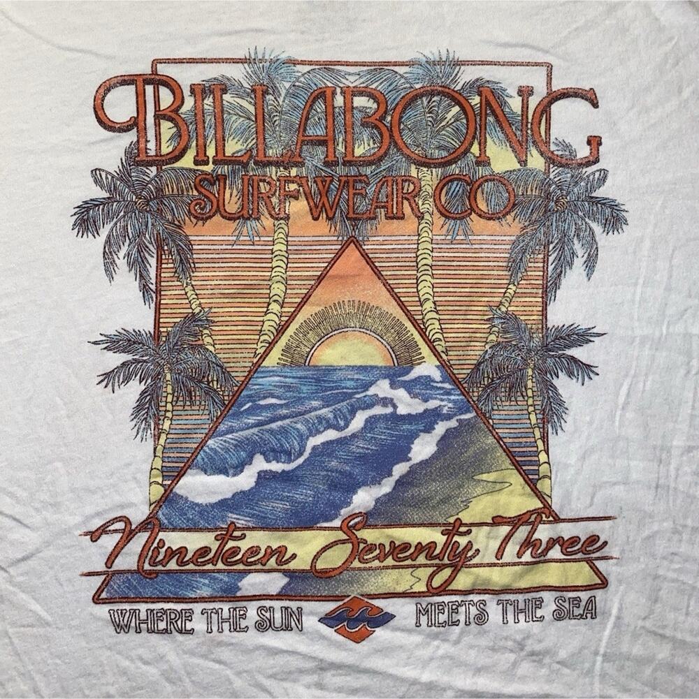 Billabong Adult Medium White Beach Sun Meets Sea 1973 Oversized Graphic T Shirt